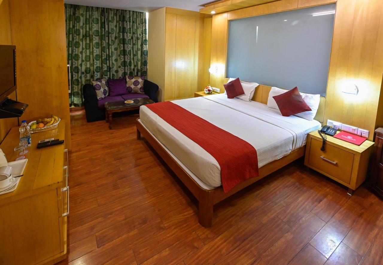 Hotel Emarald, Νέο Δελχί Εξωτερικό φωτογραφία
