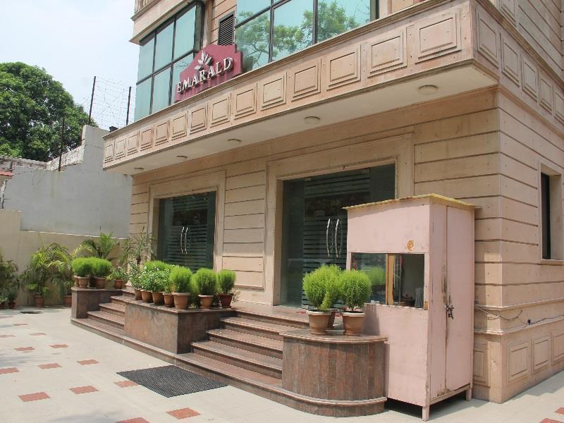 Hotel Emarald, Νέο Δελχί Εξωτερικό φωτογραφία